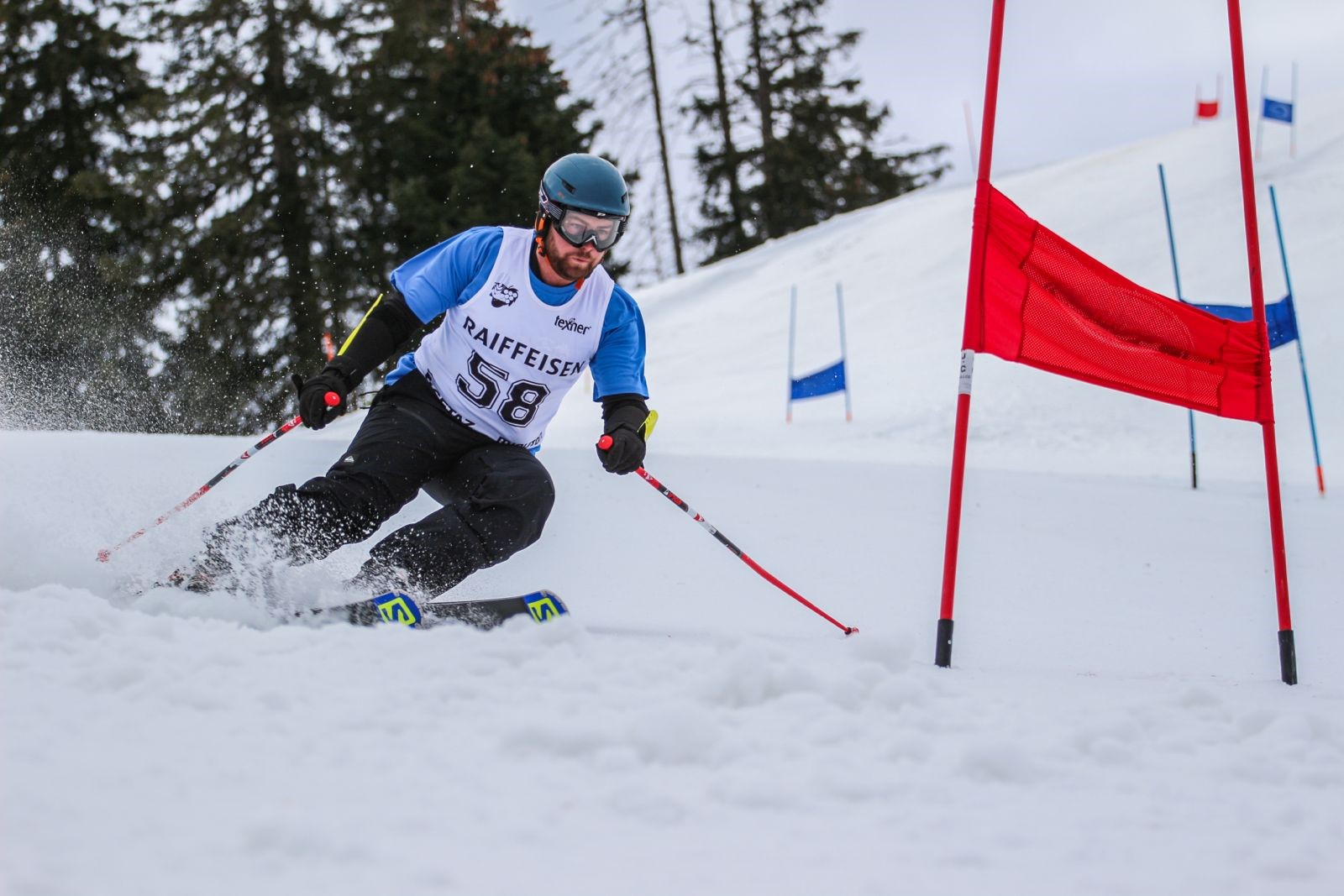 Château-d'Oex : plus de 80 jeunesses vaudoises s'affrontent à ski